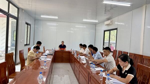 Đoàn giám sát của HĐND xã Mẫu Sơn làm việc với Phòng Văn hoá - Xã hội về kết quả thực hiện chính sách BHXH, BHYT trên địa bàn