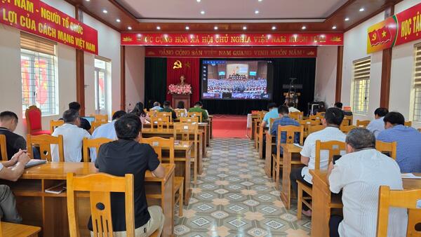 XÃ MẪU SƠN THAM DỰ HỘI NGHỊ TOÀN QUỐC TỔNG KẾT CÔNG TÁC BẦU CỬ ĐẠI BIỂU QUỐC HỘI KHÓA XVI VÀ ĐẠI BIỂU HĐND CÁC CẤP NHIỆM KỲ 2026–2031