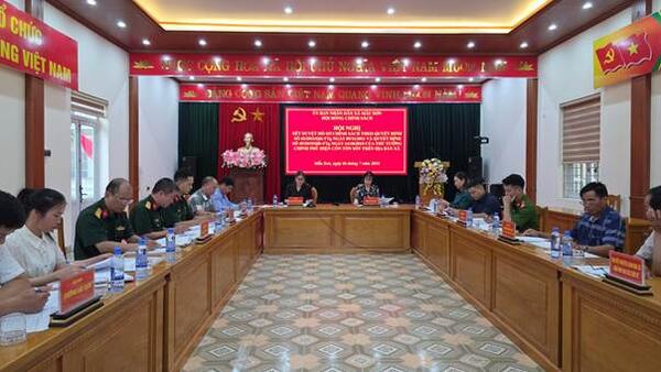 XÃ MẪU SƠN TỔ CHỨC HỘI NGHỊ XÉT DUYỆT HỒ SƠ CHÍNH SÁCH THEO QUYẾT ĐỊNH SỐ 62/2011/QĐ-TTG VÀ QUYẾT ĐỊNH SỐ 49/2015/QĐ-TTG
