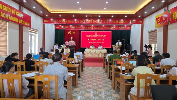 HỘI ĐỒNG NHÂN DÂN XÃ MẪU SƠN TỔ CHỨC KỲ HỌP THƯỜNG LỆ GIỮA NĂM 2026